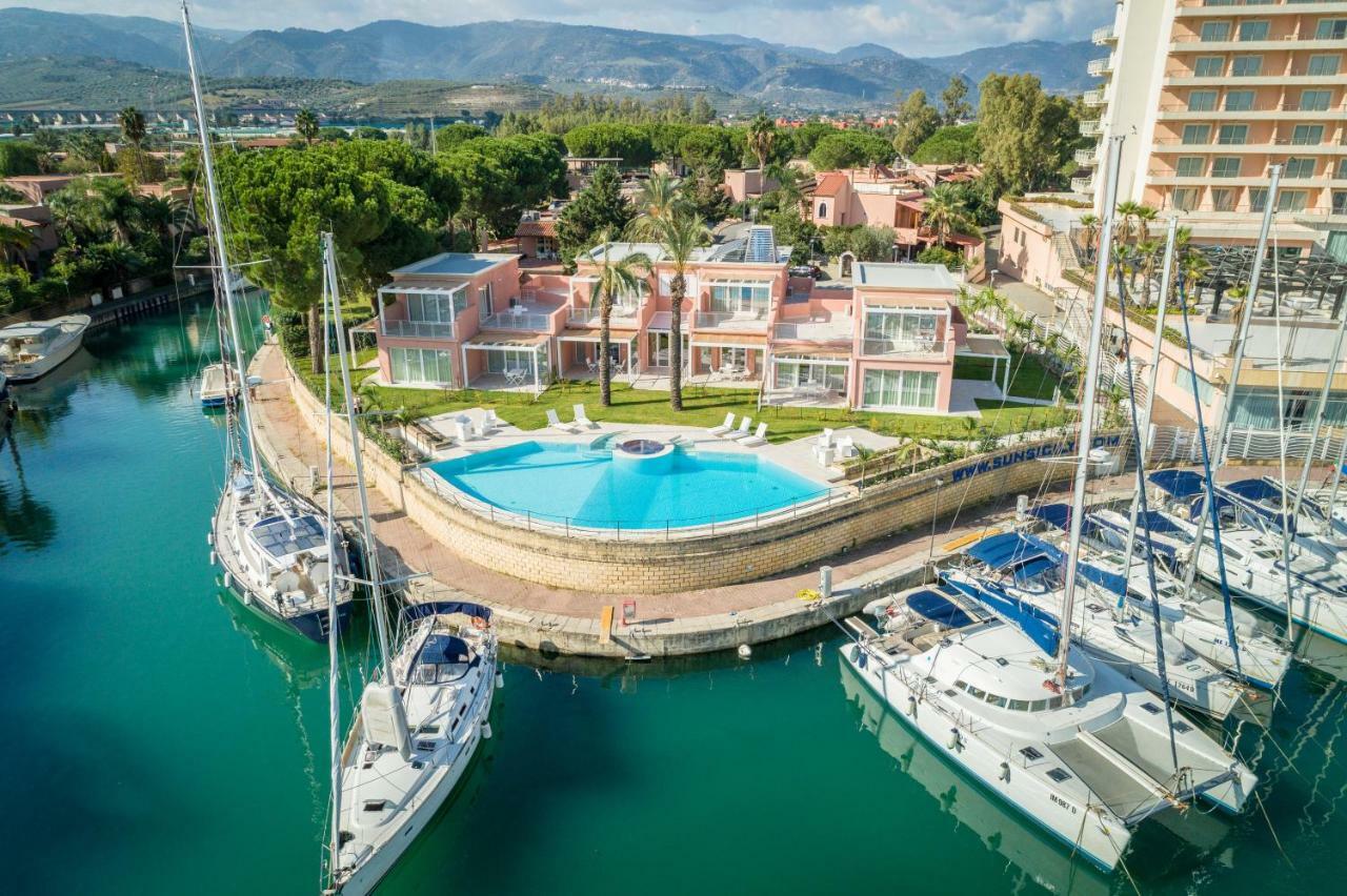 Residence Delfino, Portorosa Furnari Ngoại thất bức ảnh