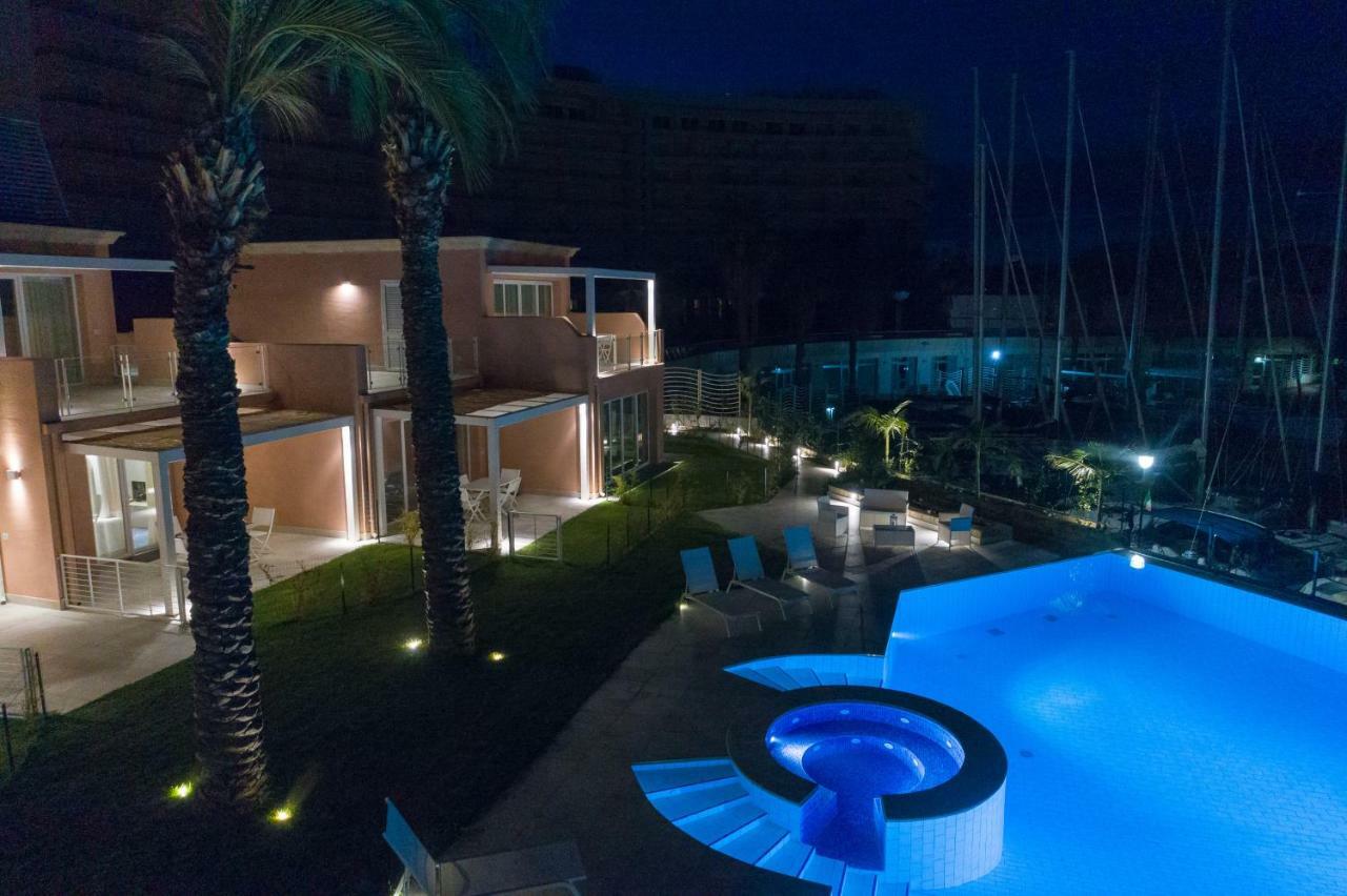 Residence Delfino, Portorosa Furnari Ngoại thất bức ảnh