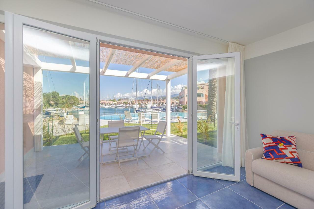 Residence Delfino, Portorosa Furnari Ngoại thất bức ảnh