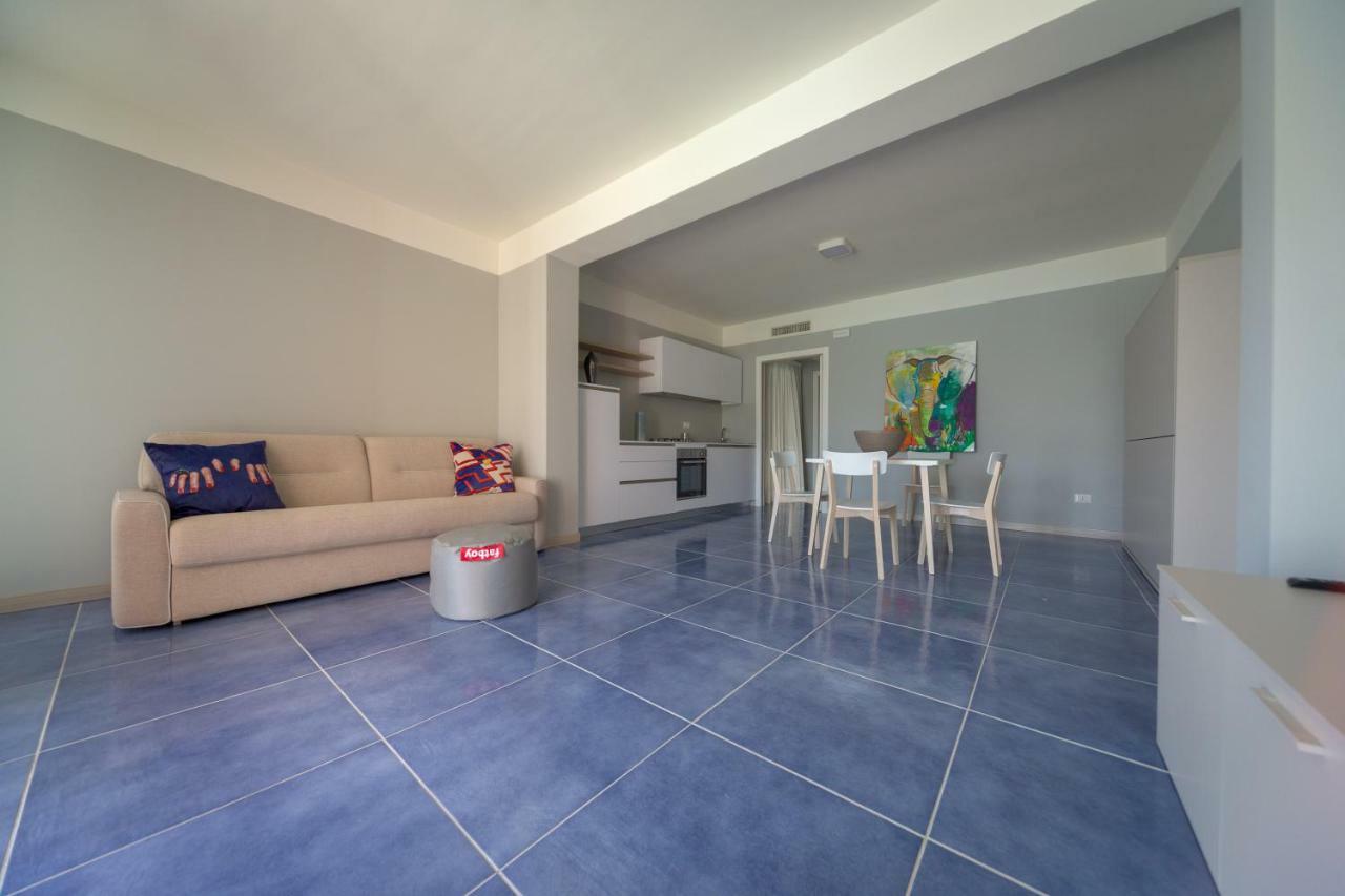 Residence Delfino, Portorosa Furnari Ngoại thất bức ảnh