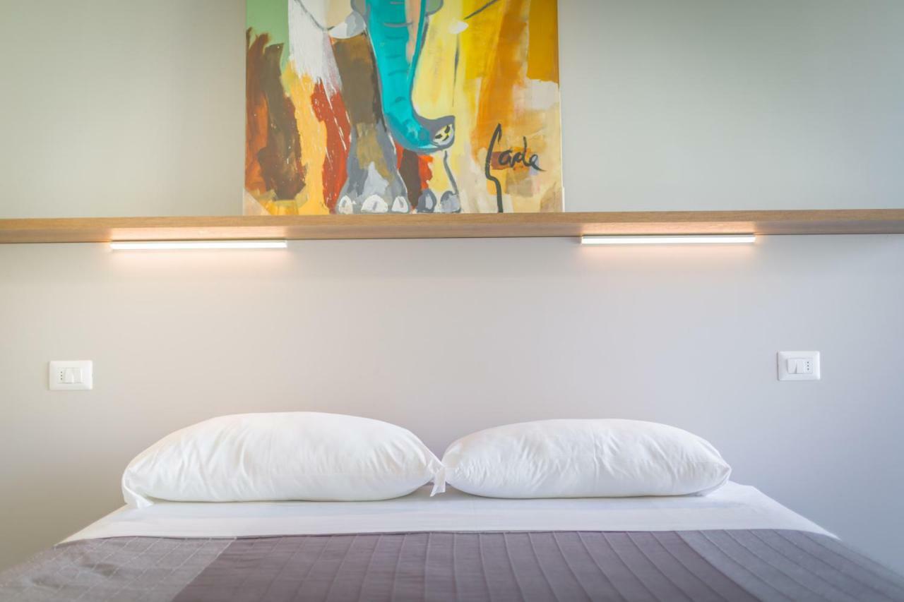 Residence Delfino, Portorosa Furnari Ngoại thất bức ảnh