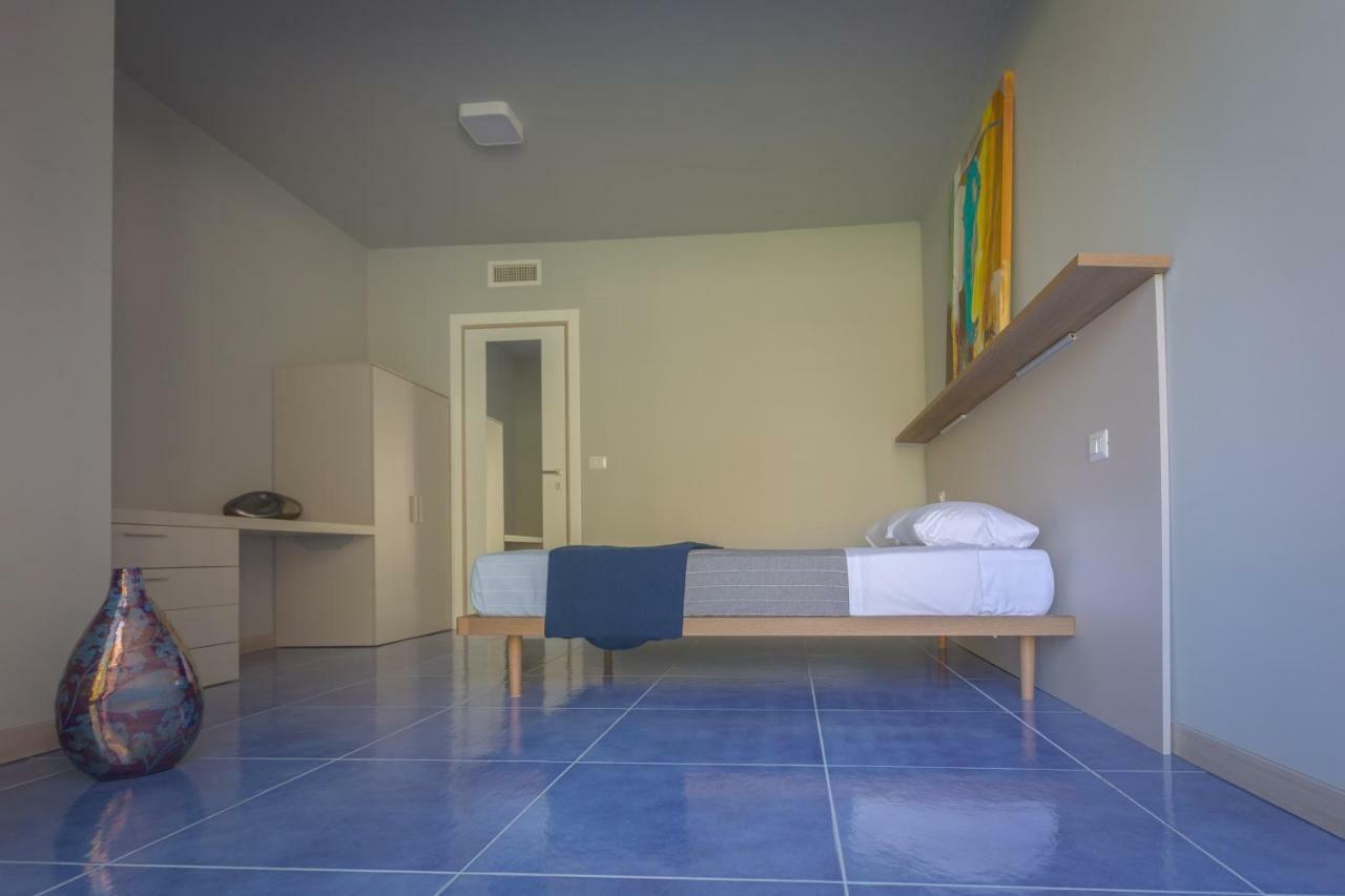 Residence Delfino, Portorosa Furnari Ngoại thất bức ảnh