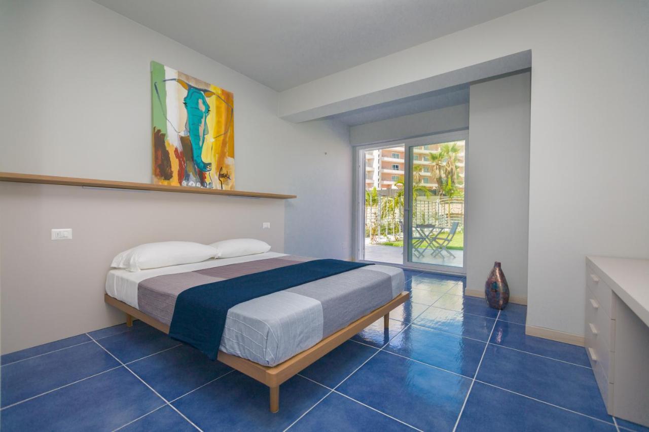 Residence Delfino, Portorosa Furnari Ngoại thất bức ảnh